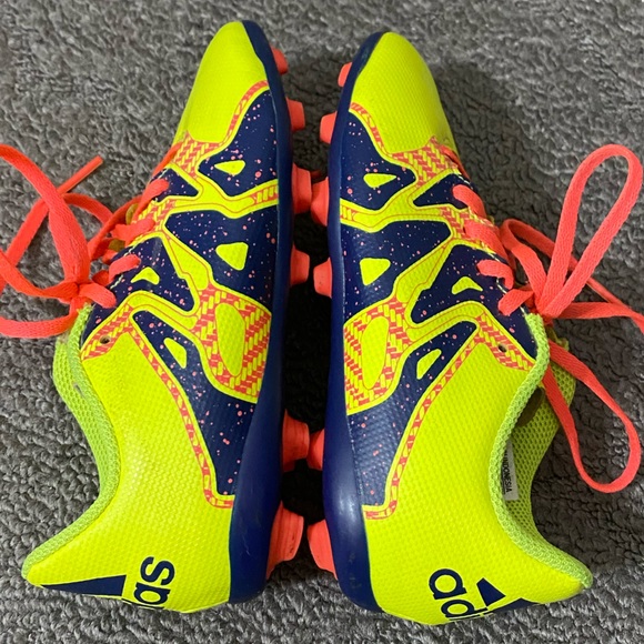 Kids Adidas Soccer Shoes - Picture 5 of 6